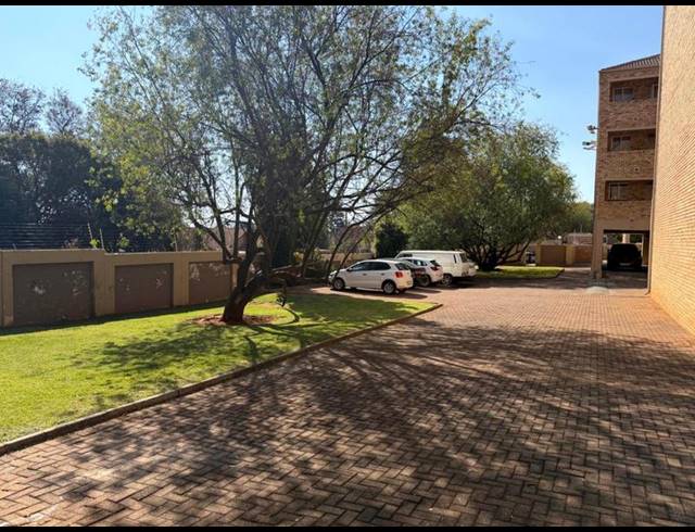 2 BEDROOM APARTMENT FOR SALE IN WILRO PARK
